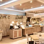 Estreya Hotel