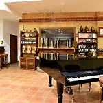 Hotel Estreya