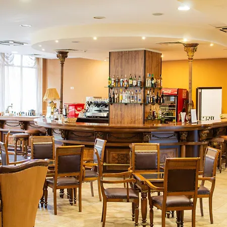 Estreya Hotel