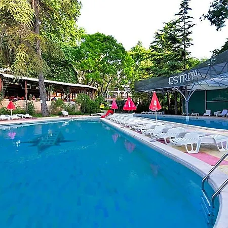 Estreya Hotel 4*