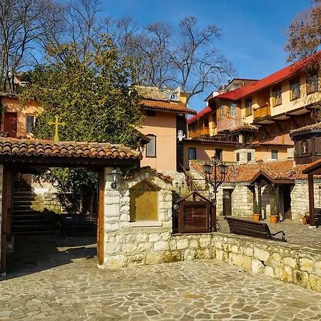 Hotel Estreya And Saints Constantine and Helena