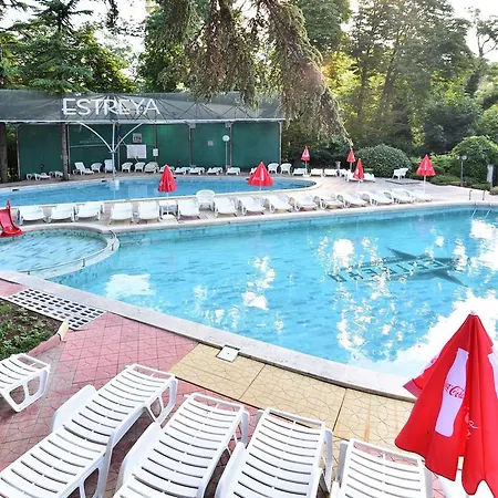 Hotel Estreya And 4*