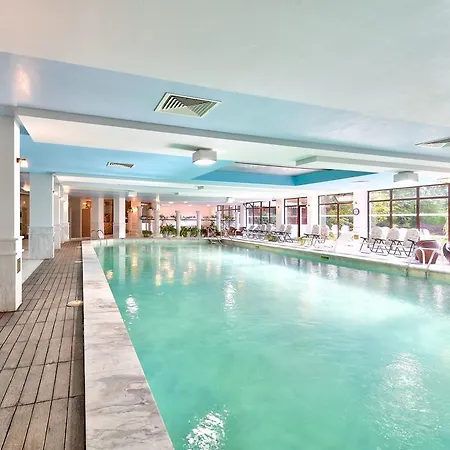Hotel Estreya
