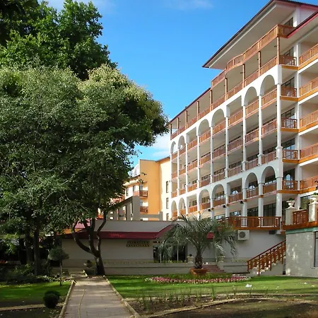 Hotel Estreya And Saints Constantine and Helena