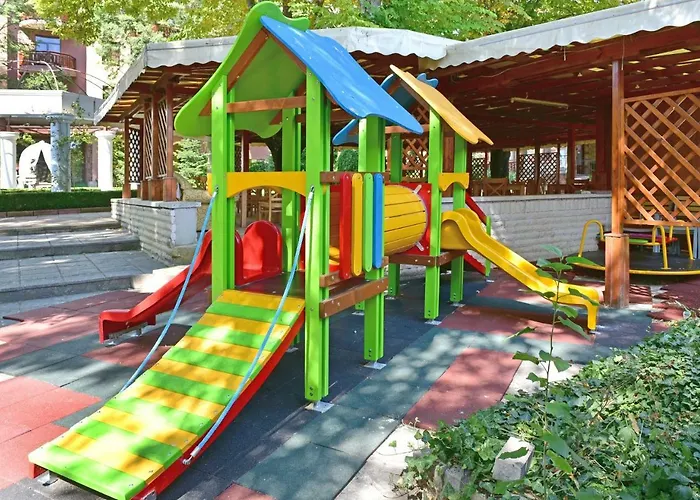 Estreya And Hotel St Constantin et Helena